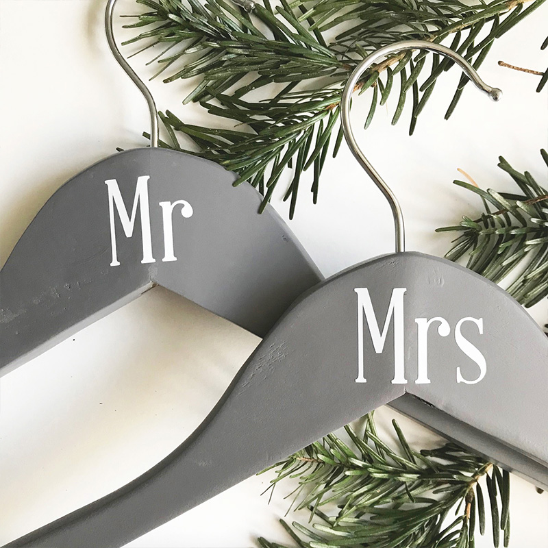 LR Mr and Mrs Decals Font 1 4